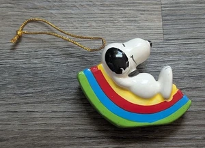Vintage 1966 Snoopy Peanuts UFS on Rainbow Ornament Made in Japan - Bild 1 von 4