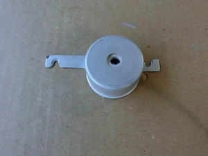 Agilent HP Column Nut Detector Lower Insulation Cover 5890 6850 6890 7890 - Picture 1 of 4
