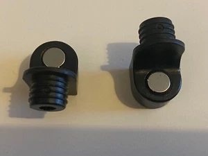 109842 x 2 IKEA Detolf Glasschrank magnetischer Türhaken - Bild 1 von 5