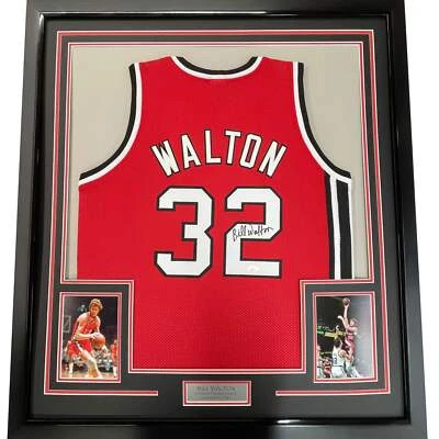 Camiseta deportiva enmarcada autografiada/firmada Bill Walton 33X42 Portland roja certificado de autenticidad JSA Foto 1 de 2