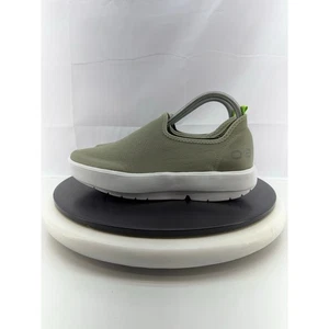 OOFOS OOmg EeZee Womens Size 8.5 Sage Green Recovery Comfort Slip On Shoes NEW - Picture 1 of 9