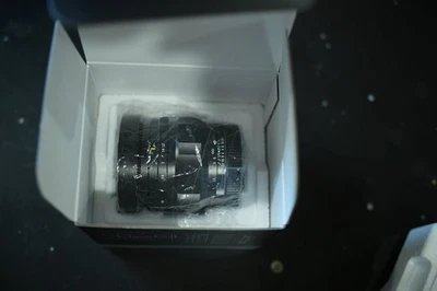 Voigtlander Nokton 50 毫米 F1.2 镜头适用于索尼 FE 安装 - 卓越 — 第 1/4 张图片
