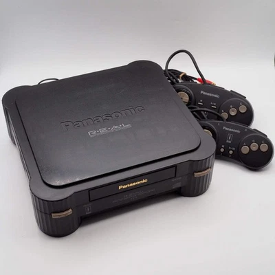 Panasonic 3DO REAL FZ-1 Console system Two controllers Tested Working 3do - Image 1 of 4