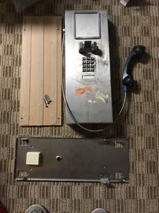 CEECO SSC-301-F Vandal Resistant Stainless Steel Wall Mount Payphone Size - Picture 1 of 6