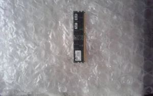 • • 1x 2GB Kingston KTM5037/4G DDR 266,PC2100R ECC Registered Server memory - Picture 1 of 2
