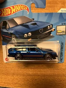 ALFA ROMEO ALFETTA GTV 3000 V 6 (1995-2003)metal-NO TIN-SCALA 1/64 Mattel 2022 - Foto 1 di 4