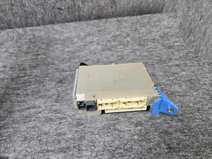 JUNCTION BOX CONTROL MODULE FUSE BOX LEXUS 14-16 IS200 IS250 IS350 RC350 OEM - Picture 1 of 4