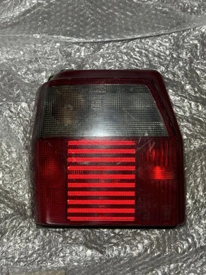 Fiat Uno  (1989-1995) fanale posteriore sinistro guida originale 7700362 - Immagine 1 di 4