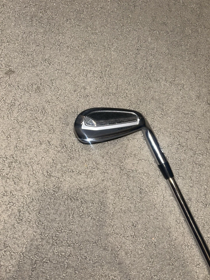 Ferro Mizuno MP-20 9 – Eixo de aço – Destro – Excelente estado de ranhura - Imagem 1 de 4