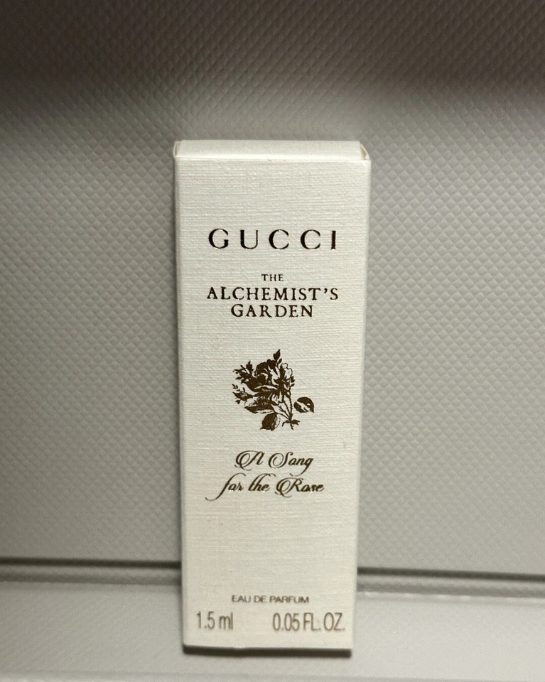 古驰炼金术士花园玫瑰之歌淡香水瓶 0.05 盎司 1.5 毫升全新带盒 — 第 1/1 张图片