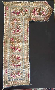 AUTHENTIC VINTAGE INDIAN BANJARA KUCHI GYPSY TAPESTRY WALL HANGING BOHO STYLE - Picture 1 of 6