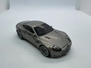 Hot Wheels Aston Martin Vanquish 007 James Bond Real Rider Premium - Imagen 1 de 5