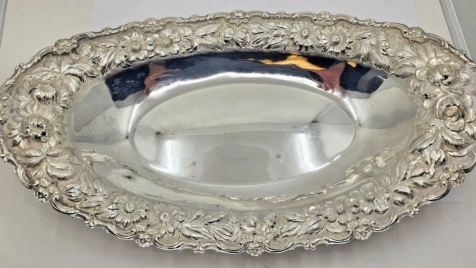 Plato ovalado grande vintage Stieff Rose de plata de ley Foto 1 de 4