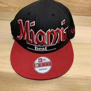 Sombrero Miami Heat SnapBack New Era 9Fifty Negro Rojo NBA - Imagen 1 de 9
