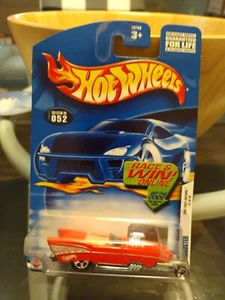 2001 Hot Wheels First Edition '57 Roadster 32/36 Red #052 Collector #052 - Picture 1 of 3
