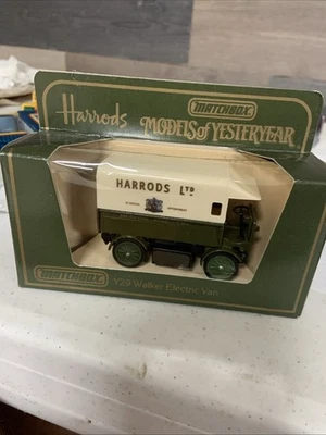 Matchbox Models of Yesteryear Y-29 1919 Walker Electric Van Harrod's Foto 1 de 4