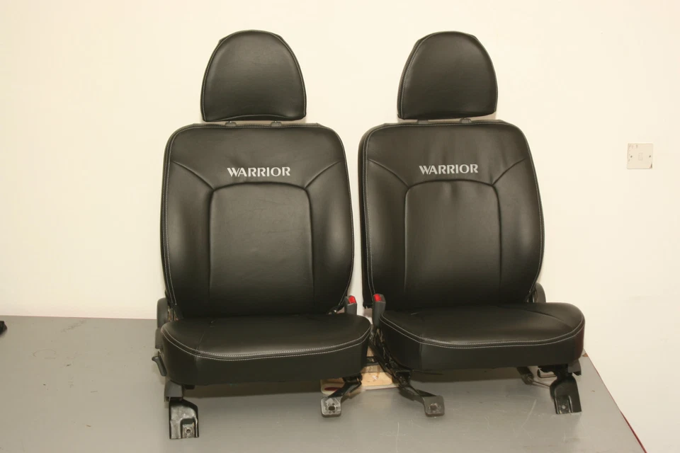 FUNDAS DE ASIENTO DE COCHE MITSUBISHI L200 WARRIOR de cuero sintético hechas a medida - Alta calidad Foto 1 de 4