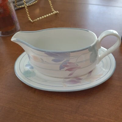 Studio Nova НЕЖНЫЙ ЦВЕТОК керамическая соус лодка/кувшин и под блюдо Y2325 - Изображение 1 из 4