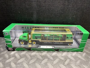 1/64 M2 HAULERS 1956 MERCURY M 600 COE & 1949 MERCURY CUSTOM COUPE CHASE CAR - Picture 1 of 5
