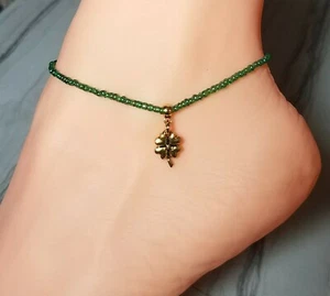 Lucky 4 Leaf Clover Shamrock Ankle Bracelet Green Glass Seed Beads 9" Stretch - Picture 1 of 6