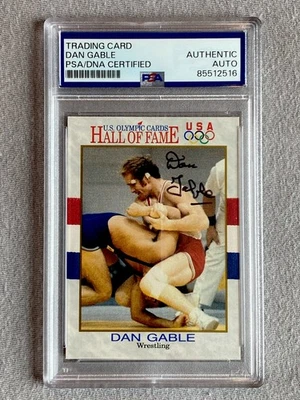 DAN GABLE AUTOGRAPH 1991 OLYMPIC HALL OF FAME #32 TRADING CARD- PSA SLAB 516 - Изображение 1 из 2