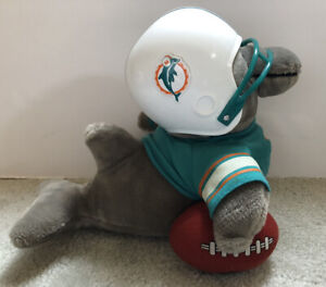 Vintage Miami Dolphins NFL Huddles Mascot #13 Tudor Games 1983 -Retired-NLA