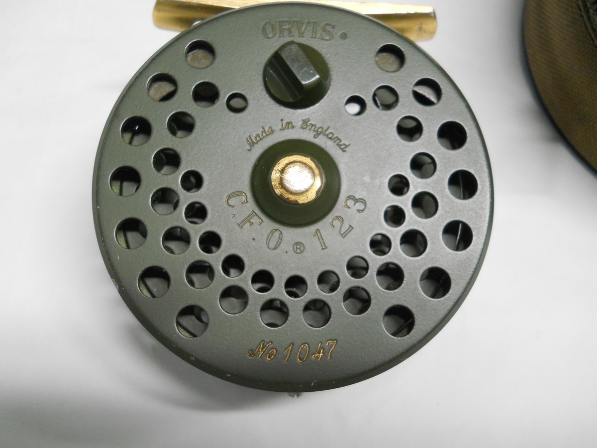 オービス　CFO3 C.F.O Ⅲ フライリール　替えスプール付き Orvis C.F.O.III Screw Back Fly Reel（オービス シーエフオー 3