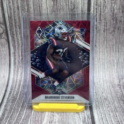 2021 Panini Phoenix #133 Rhamondre Stevenson Red Lazer #/285 - Image 1 of 3