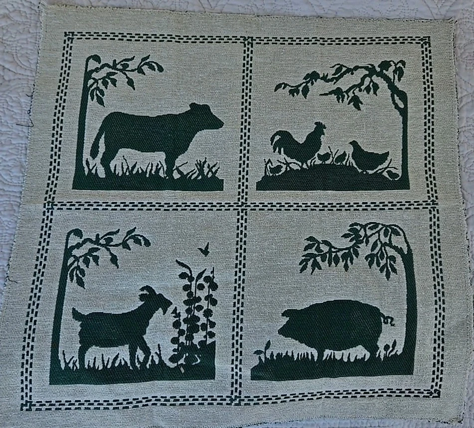 BARNYARD TOILE 挂毯织物面板全新绿色象牙农场动物枕头 18x18 — 第 1/4 张图片