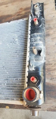 Radiator Fits 99-03 SIERRA 2500 PICKUP 1126448 - Image 1 of 4