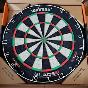 Winmau, Professional Dart Board, Blade 6, wenig gespielt. - Bild 1 von 3