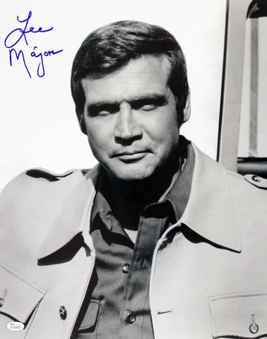 1974-1978 Lee Majors Six Million Dollar Man Signed LE 16x20 B&W Photo (JSA) Cover