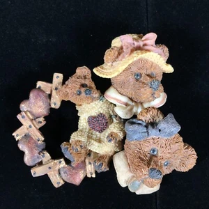 3 Vintage Boyds Bears Collectible Brooch Pin Hearts Wreath Straw Hat Bow Teddy - Picture 1 of 12