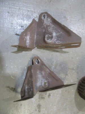 Ford Custom 300 Fairlane 1959 guardabarros superior delantero núcleo soporte soportes de montaje Foto 1 de 2