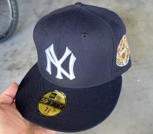 Size 7 3/8 New York Yankees MLB New Era 59FIFTY Fitted Cap HAT Yankee Stadium - Picture 1 of 3