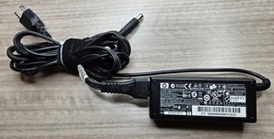 Genuine HP OEM 519329-003 AC Power Adapter T41 - Picture 1 of 2
