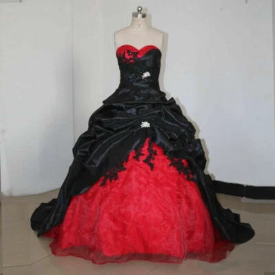 Vintage Black Gothic Wedding Dresses Ruffles Sweetheart Appliques Bridal Gowns - Image 1 of 4