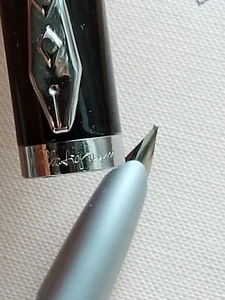Platignum metal Fountain Pen UK - Picture 1 of 7