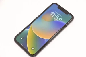 Apple iPhone 11 64GB Unlocked MHC43LL/A - Black - Afbeelding 1 van 12