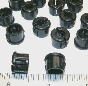 x10 1/2 HOLE HEYCO SNUB BUSHING K500-250 2057 CABLE STRAIN RELIEF BLACK NYLON - Picture 1 of 9