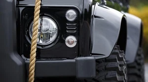 SPECTRE WHEEL ARCH KIT -LAND ROVER DEFENDER WHEEL ARCH KIT 90,110,130-BLACK - Picture 1 of 3