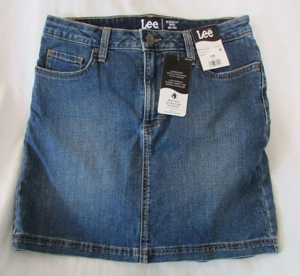 Ladies "Lee" Size 8M Blue MidRise 'Liberty' 1CMRK07 Denim Skort