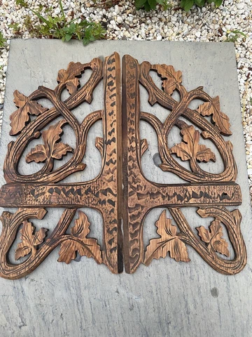 Antique Architectural Carving Grape Vines Approximately 18” X 18”or Check Photos Cover