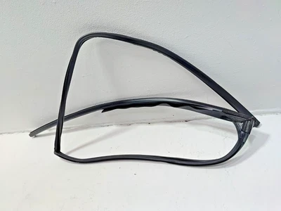 HONDA PILOT PUERTA TRASERA DERECHA CRISTAL CANAL DE FUNCIONAMIENTO SELLO DE RESISTENCIA 2016-2022 OEM Foto 1 de 4