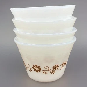 Vtg Mexico Dynaware Our-O-Rey DAISY 4pc custard Milk Glass Ramekin 5oz Cups - Picture 1 of 6