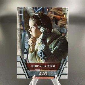 Star Wars 2020 serie Holocron Empire Strikes Back -Leia Organa- tarjeta #REB-9 - Imagen 1 de 2