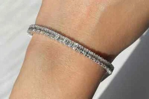 Zierliches Tennisarmband 8 kt Smaragdschliff Laborgefertigt Diamant 14 K Weißgold vergoldet - Bild 1 von 5