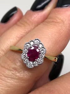18CT YELLOW GOLD OVAL RUBY AND DIAMONDS Art Deco HALO RING 0.75CT *GH37 - Picture 1 of 11