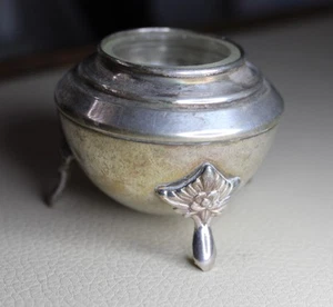 950 STERLING SILVER JAM OR MUSTARD POT CLEAR GLASS LINER FANCY FEET #LOR20 - Picture 1 of 15