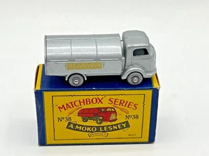 Matchbox Lesney No38a Karrier Bantam Refuse in Silver. VGC with FREE POSTAGE - Picture 1 of 15